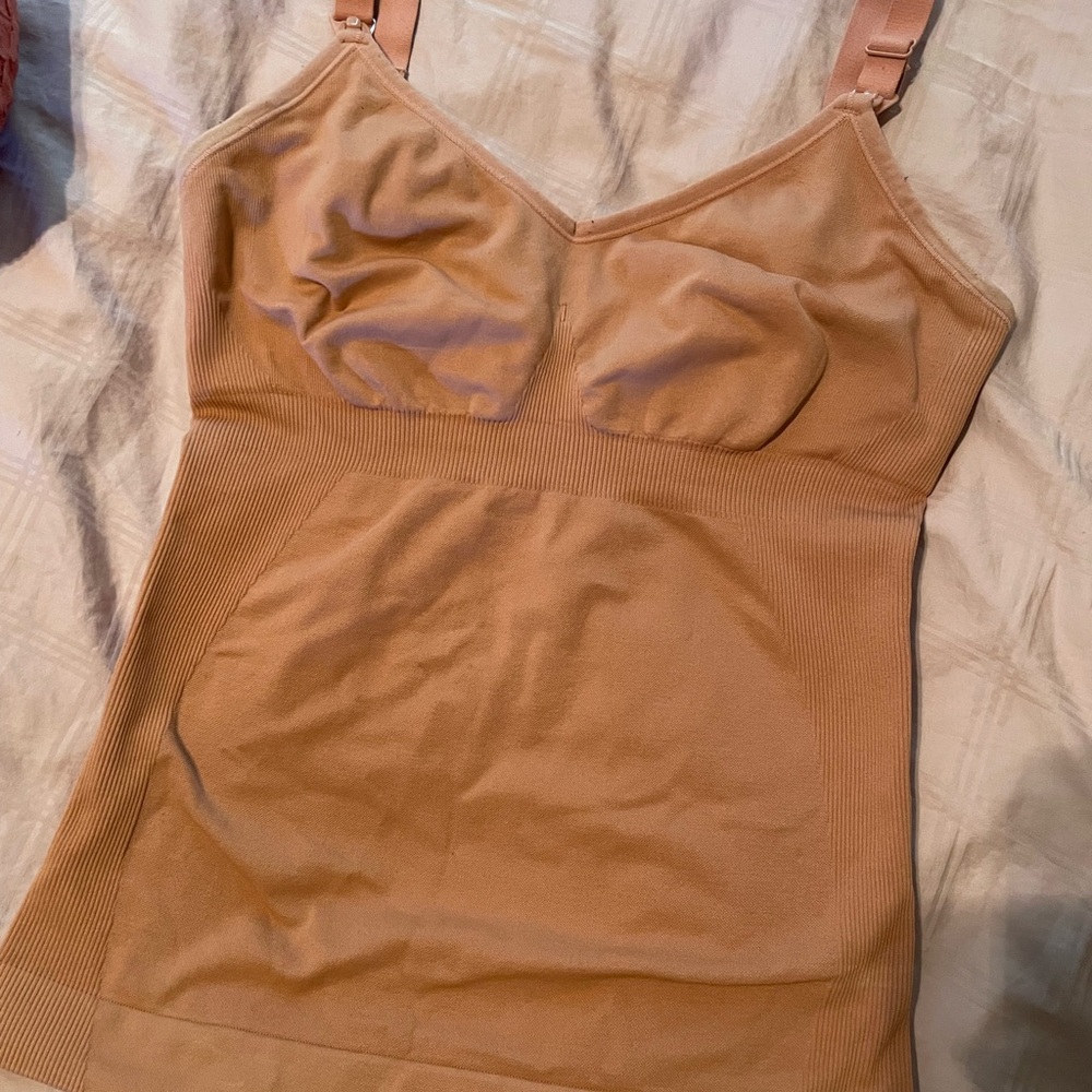 Knix Blissfit peach coloured nursing tank
